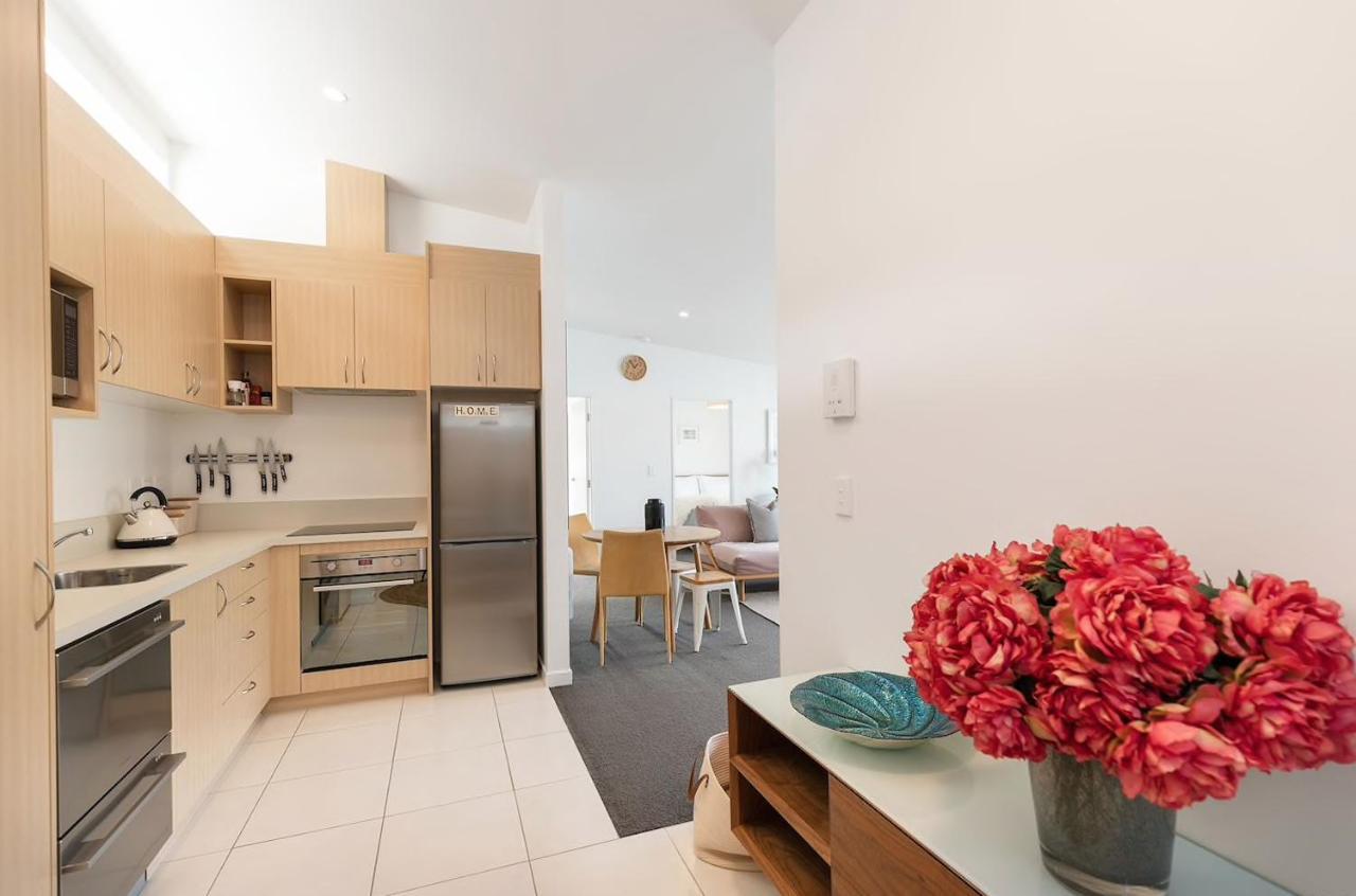 'Lakelife' Lake Front Apartment Queenstown Eksteriør bilde