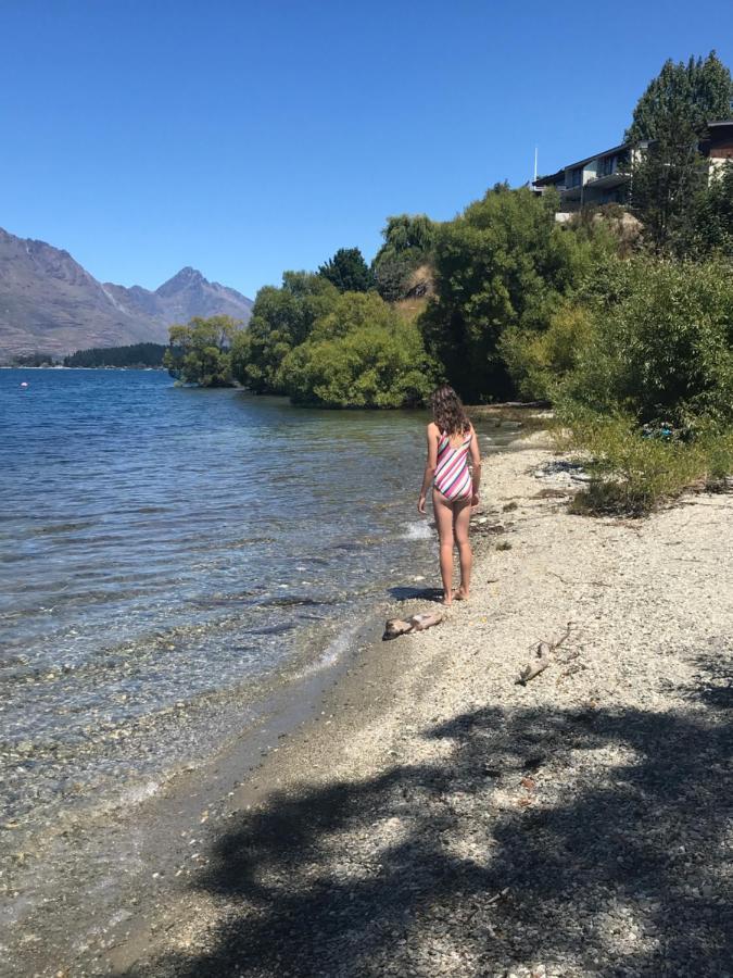 'Lakelife' Lake Front Apartment Queenstown Eksteriør bilde